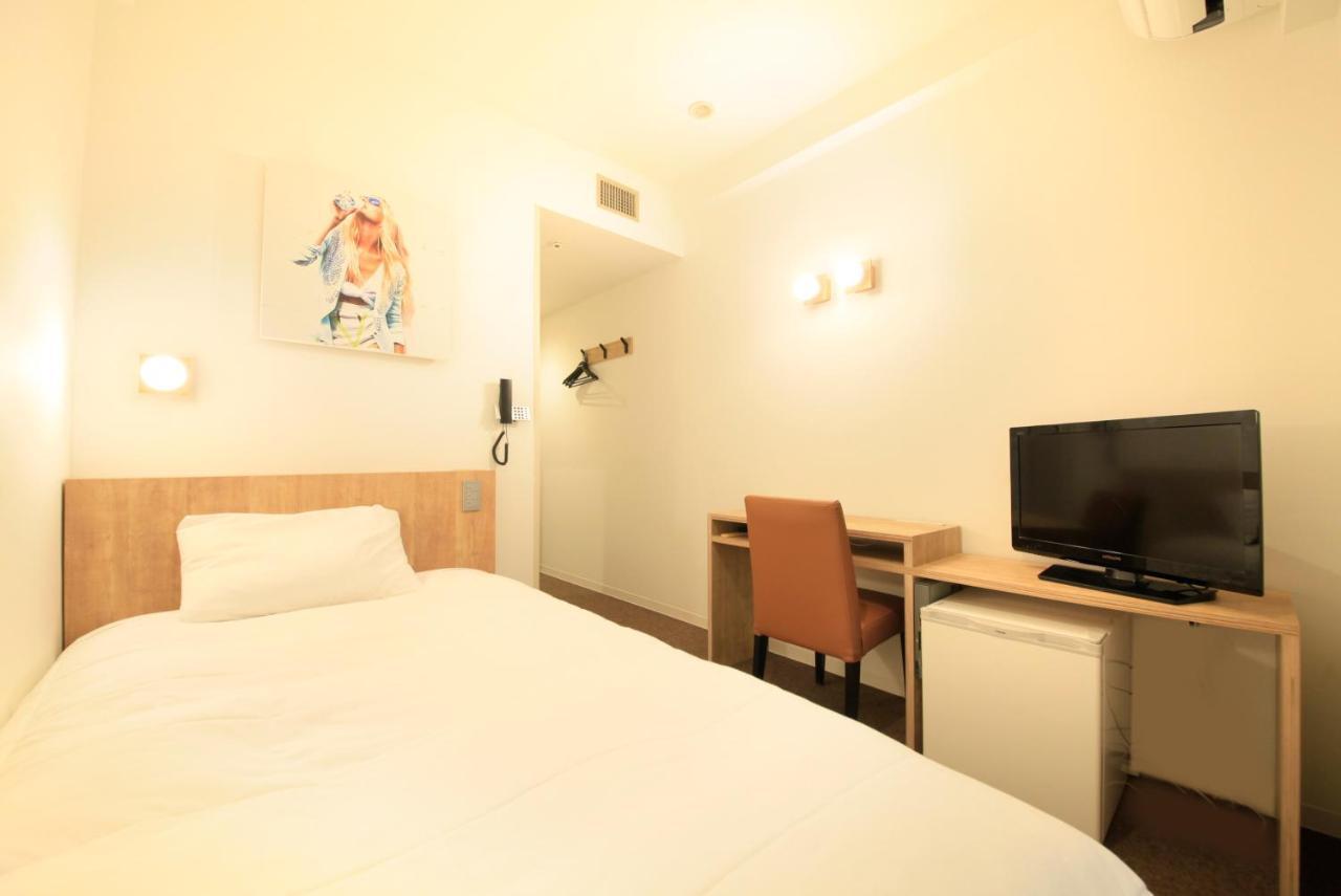 Hotel Plumm Yokohama  Quarto foto